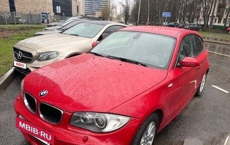 BMW 1 серия, 2008 год, 900 000 рублей, 35 фотография
