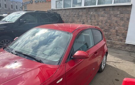 BMW 1 серия, 2008 год, 900 000 рублей, 38 фотография