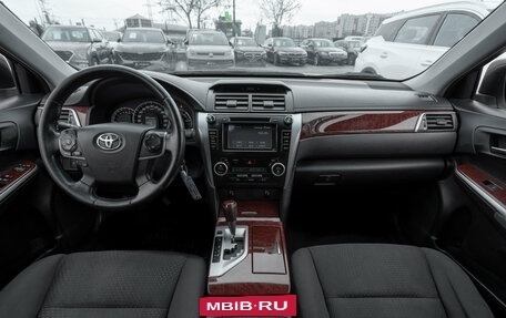 Toyota Camry, 2013 год, 1 595 000 рублей, 8 фотография