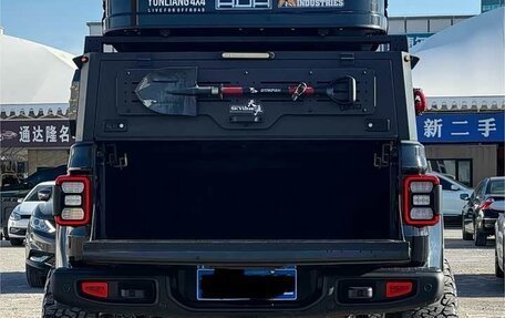 Jeep Gladiator, 2022 год, 9 800 000 рублей, 6 фотография