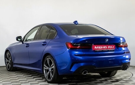 BMW 3 серия, 2019 год, 2 999 700 рублей, 11 фотография