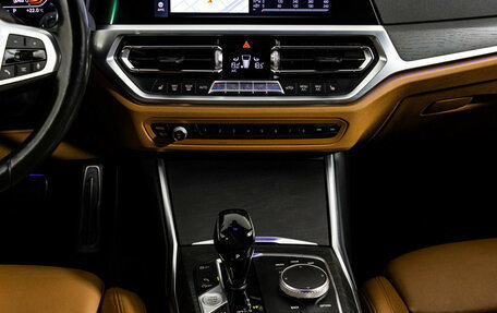 BMW 3 серия, 2019 год, 2 999 700 рублей, 23 фотография