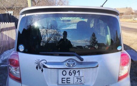 Toyota Ractis I, 2009 год, 715 000 рублей, 6 фотография