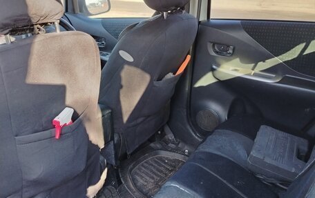 Toyota Ractis I, 2009 год, 715 000 рублей, 8 фотография