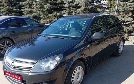 Opel Astra H, 2011 год, 770 000 рублей, 1 фотография
