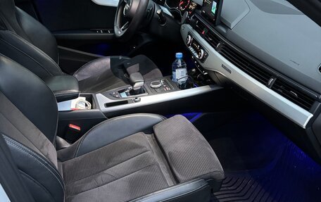 Audi A4, 2017 год, 2 890 000 рублей, 7 фотография