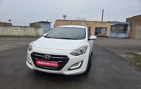 Hyundai i30 II рестайлинг, 2015 год, 1 250 000 рублей, 1 фотография