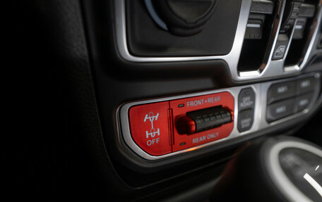 Jeep Gladiator, 2021 год, 6 700 000 рублей, 18 фотография