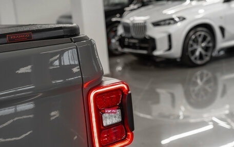 Jeep Gladiator, 2021 год, 6 700 000 рублей, 28 фотография