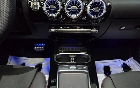 Mercedes-Benz CLA, 2024 год, 4 570 000 рублей, 17 фотография