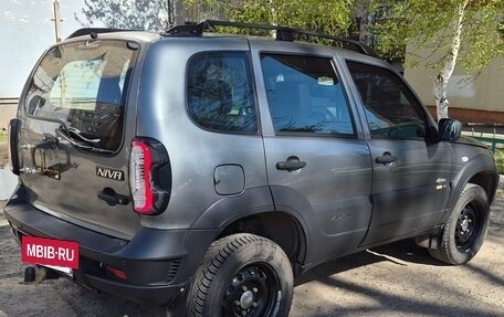 Chevrolet Niva I рестайлинг, 2016 год, 580 000 рублей, 5 фотография