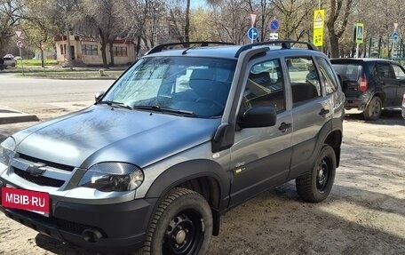 Chevrolet Niva I рестайлинг, 2016 год, 580 000 рублей, 8 фотография