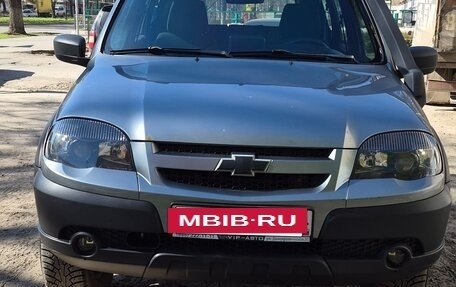 Chevrolet Niva I рестайлинг, 2016 год, 580 000 рублей, 9 фотография