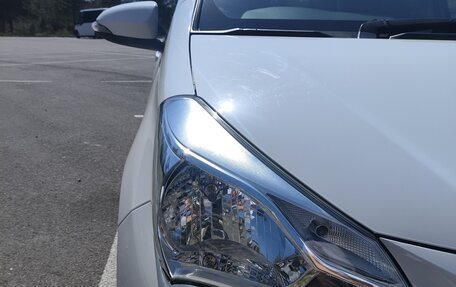 Toyota Vitz, 2019 год, 1 250 000 рублей, 4 фотография