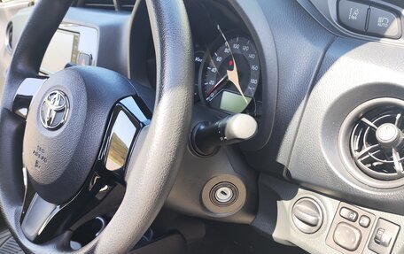 Toyota Vitz, 2019 год, 1 250 000 рублей, 19 фотография