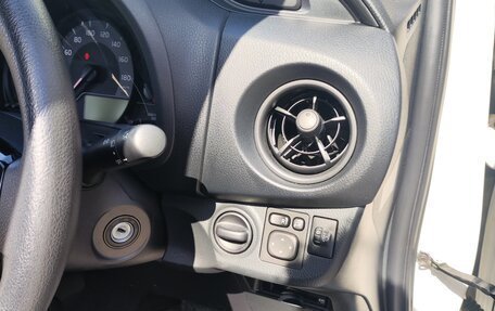 Toyota Vitz, 2019 год, 1 250 000 рублей, 20 фотография