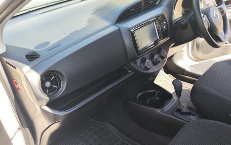 Toyota Vitz, 2019 год, 1 250 000 рублей, 24 фотография