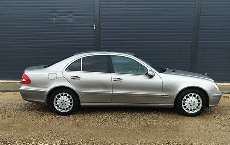 Mercedes-Benz E-Класс, 2003 год, 700 000 рублей, 2 фотография