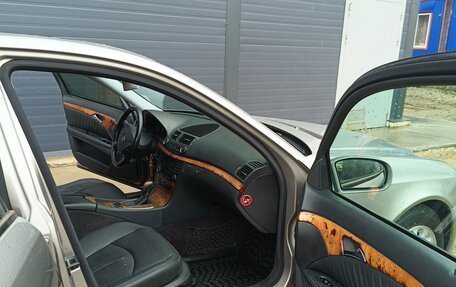 Mercedes-Benz E-Класс, 2003 год, 700 000 рублей, 7 фотография