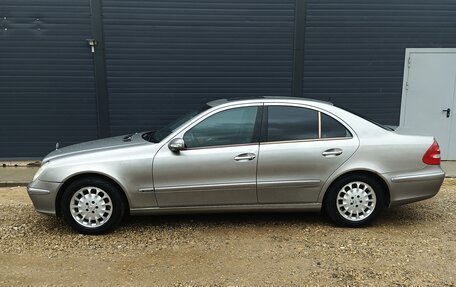 Mercedes-Benz E-Класс, 2003 год, 700 000 рублей, 8 фотография