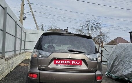 Mitsubishi Outlander III рестайлинг 3, 2010 год, 1 150 000 рублей, 4 фотография