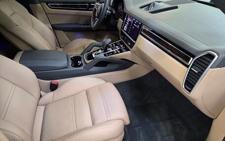 Porsche Cayenne III, 2021 год, 9 990 000 рублей, 11 фотография