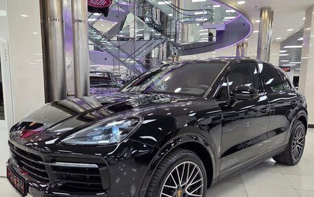 Porsche Cayenne III, 2021 год, 9 990 000 рублей, 2 фотография