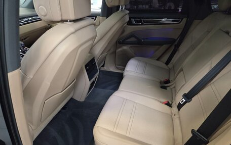 Porsche Cayenne III, 2021 год, 9 990 000 рублей, 17 фотография