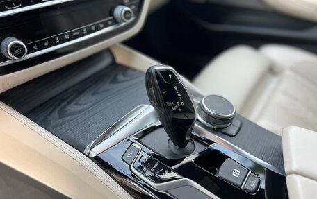 BMW 5 серия, 2018 год, 4 050 000 рублей, 15 фотография