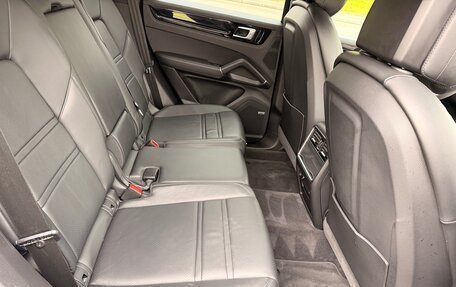 Porsche Cayenne III, 2019 год, 6 890 000 рублей, 12 фотография