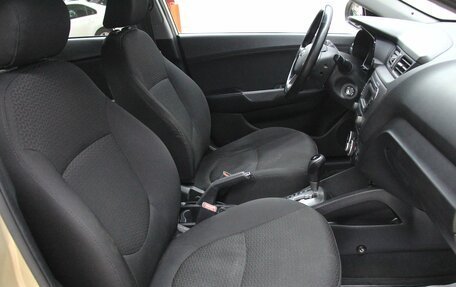 KIA Rio III рестайлинг, 2013 год, 845 000 рублей, 33 фотография