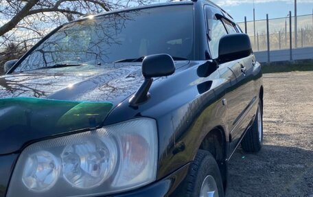 Toyota Kluger I, 2001 год, 900 000 рублей, 2 фотография