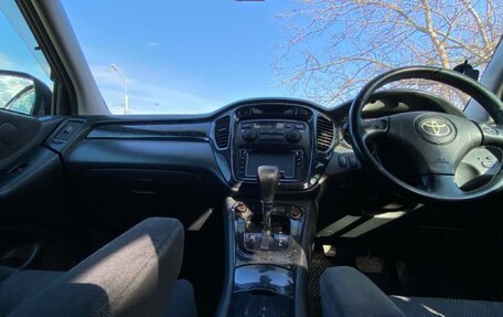 Toyota Kluger I, 2001 год, 900 000 рублей, 4 фотография