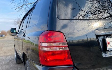 Toyota Kluger I, 2001 год, 900 000 рублей, 5 фотография