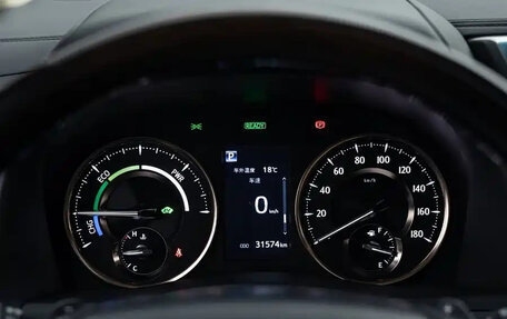 Toyota Alphard, 2024 год, 7 550 000 рублей, 10 фотография