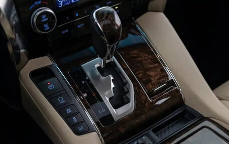 Toyota Alphard, 2024 год, 7 550 000 рублей, 12 фотография