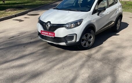 Renault Kaptur I рестайлинг, 2019 год, 999 000 рублей, 1 фотография