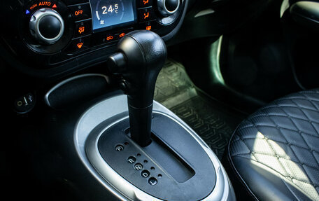 Nissan Juke II, 2011 год, 799 000 рублей, 20 фотография