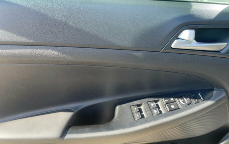 Hyundai Tucson III, 2018 год, 2 420 000 рублей, 20 фотография