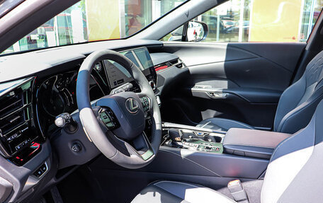 Lexus RX IV рестайлинг, 2025 год, 13 600 000 рублей, 10 фотография