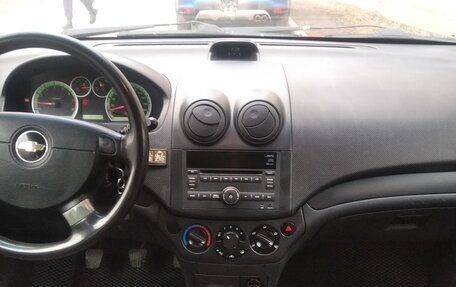 Chevrolet Aveo III, 2010 год, 300 000 рублей, 3 фотография