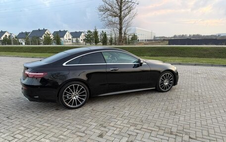 Mercedes-Benz E-Класс, 2021 год, 4 800 000 рублей, 5 фотография