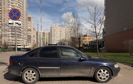 Opel Vectra B рестайлинг, 1998 год, 70 000 рублей, 3 фотография