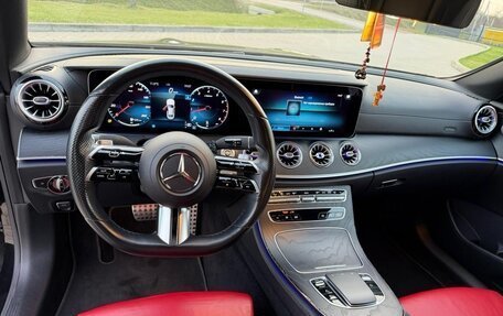 Mercedes-Benz E-Класс, 2021 год, 4 800 000 рублей, 8 фотография