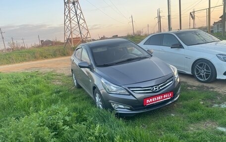 Hyundai Solaris II рестайлинг, 2016 год, 715 000 рублей, 8 фотография