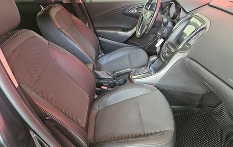 Opel Astra J, 2011 год, 799 000 рублей, 12 фотография