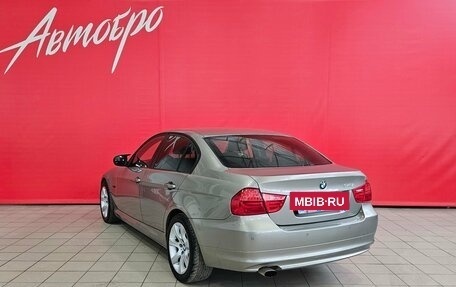 BMW 3 серия, 2011 год, 1 050 000 рублей, 3 фотография