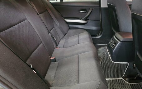 BMW 3 серия, 2011 год, 1 050 000 рублей, 13 фотография