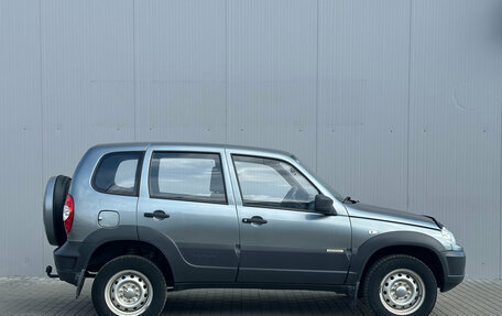 Chevrolet Niva I рестайлинг, 2016 год, 620 000 рублей, 8 фотография