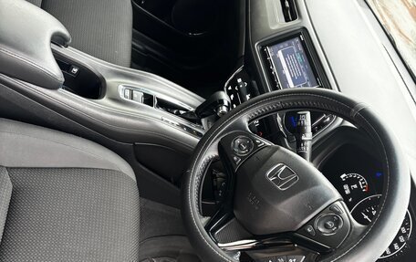 Honda Vezel, 2018 год, 1 999 999 рублей, 11 фотография